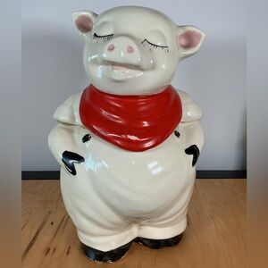 Shawnee Smiley Pig Red Scarf Cookie Jar